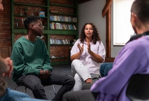 people-meeting-support-group_23-2151079567 people-meeting-support-group_23-2151079567